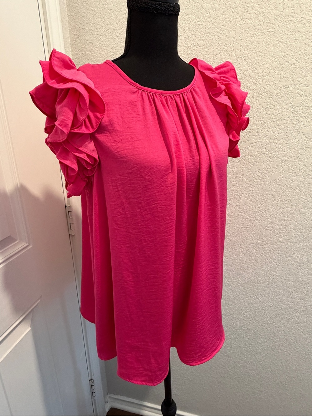 Glam Hot Pink Ruffle Sleeve Blouse L Flutter Going Out Top